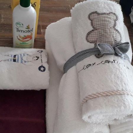 Apartamento Junto Al Santiago Bernabeu Con Piscina Leilighet Madrid Eksteriør bilde