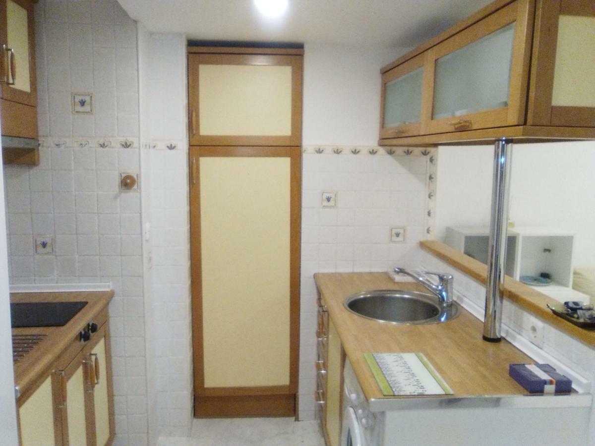 Apartamento Junto Al Santiago Bernabeu Con Piscina Leilighet Madrid Eksteriør bilde